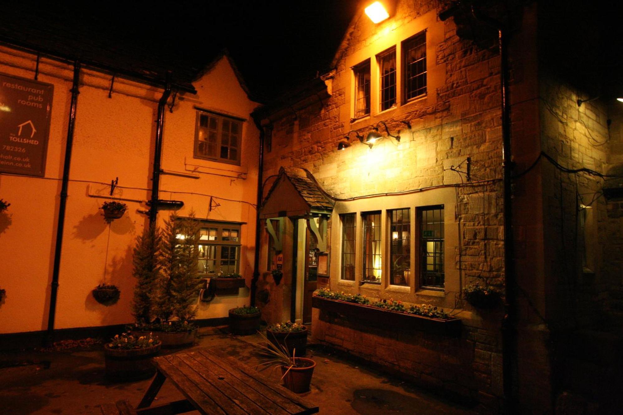 The Tollgate Inn Bradford-On-Avon Εξωτερικό φωτογραφία